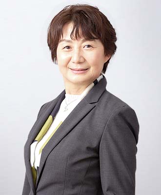 山口　由美子